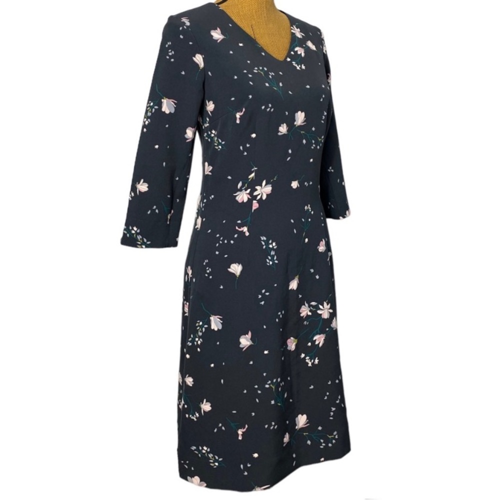 NWOT Zero Floral Career 3/4 Sleeves V-neck Dress. Lined. EUR 36 US XS (2-4)